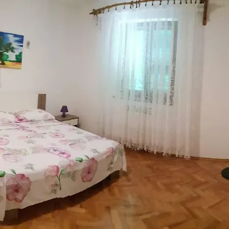 Luka Apartament